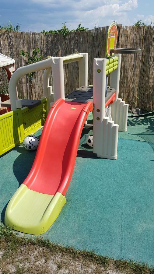 Kids' Paradise House Balatonboglar Ngoại thất bức ảnh